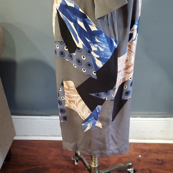 Rutzou Gray and Blue Silk  Sheath Artdeco  Dress with Dolman Sleeves - Picture 10 of 16